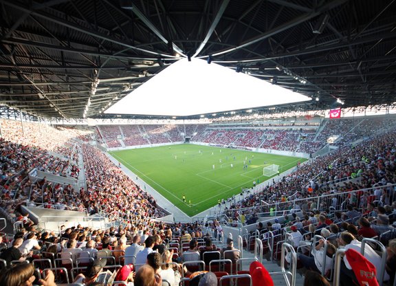 Augsburg_Stadion.JPG  