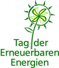Ein stilisiertes Bild einer Sonnenblume mit Blättern und einer Sonnenglocke. Darunter steht in grüner Schrift „Tag der Erneuerbaren Energien“. Das Bild symbolisiert Nachhaltigkeit und den Fokus auf erneuerbare Energiequellen.