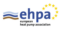 Logo der European Heat Pump Association (EHPA). Es zeigt den Schriftzug "ehpa" in blauer Schrift mit Wellenmotiven und der zusätzlichen Bezeichnung "european heat pump association". Über dem Schriftzug befindet sich ein Kranz aus gelben Sternen.