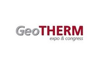 Das Bild zeigt das Logo der GeoTHERM Expo & Congress, einer Veranstaltung, die sich auf Geothermie und erneuerbare Energien spezialisiert. Der Text "GeoTHERM" ist in großen Buchstaben dargestellt, wobei "THERM" rot hervorgehoben ist.