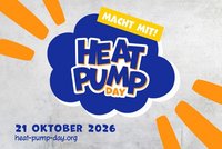 Logo für den Heat Pump Day am 21. Oktober 2026. Blaue Sprechblase mit dem Text "HEAT PUMP DAY" in auffälligen Buchstaben, umgeben von orangefarbenen Strahlen. Hinweis: "Macht mit!" und Webseite "heat-pump-day.org".