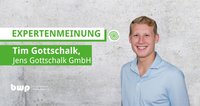 Porträt von Tim Gottschalk, einem Experten der Jens Gottschalk GmbH. Der Hintergrund ist schlicht und hell, mit dem Text "EXPERTENMEINUNG" und dem Logo des Bundesverbands Wärmepumpe e.V. in der unteren Ecke.