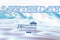 Text für Barrierefreiheit: "Ein Hinweis zur Veranstaltung: 'Save the Date' für das 19. Forum Wärmepumpe, das am 24. und 25. November 2021 im Ellington Hotel, Berlin, stattfindet. Organisiert vom Bundesverband Wärmepumpe e.V."