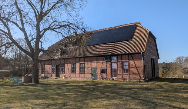 Vorschau von Altes Fachwerkhaus modernisiert mit Wärmepumpe